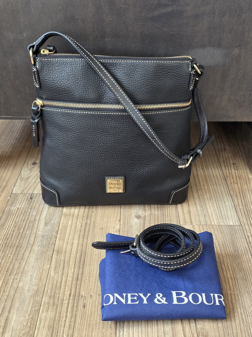Dooney & Bourke Pebble Grain Leather Crossbody Bag
